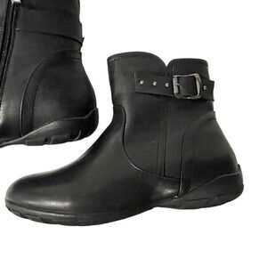 Catherine’s Good Soles Ankle Boots​​​​​​
